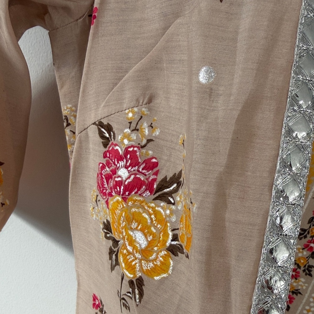 Indian Floral Embroidered Open Front salwar kameez dress with jacket - Picture 5 of 15